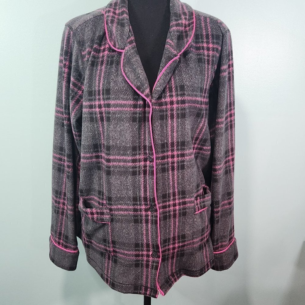 Vera Wang Fleece Cardigan Plaid XL
Lot H